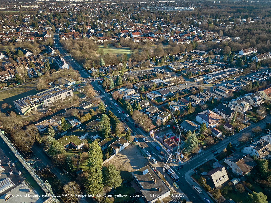 16.01.2023 - Baustelle Niederalmstraße 16 und HUGO-13